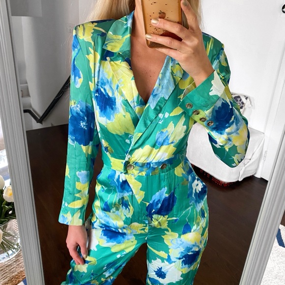 🦜 ZARA GREEN BLUE YELLOW FLORAL SATIN WIDE LEG LONG SLEEVE JUMPSUIT! - Picture 4 of 16